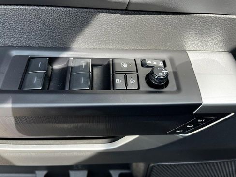 Used 2024 Toyota Tundra Platinum image 15