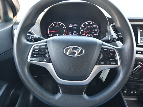 Used 2019 Hyundai Accent SE image 23
