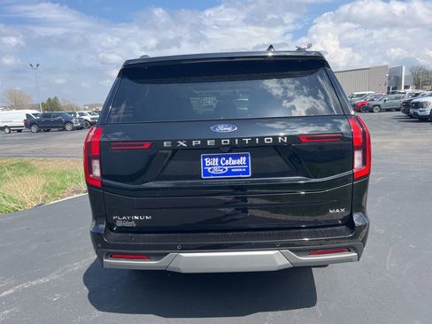 New 2026 Ford Expedition Max Platinum w/ Platinum Ultimate Package AWD/4WD image 4