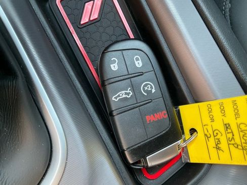 Used 2022 Dodge Charger Scat Pack w/ Dynamics Package image 32