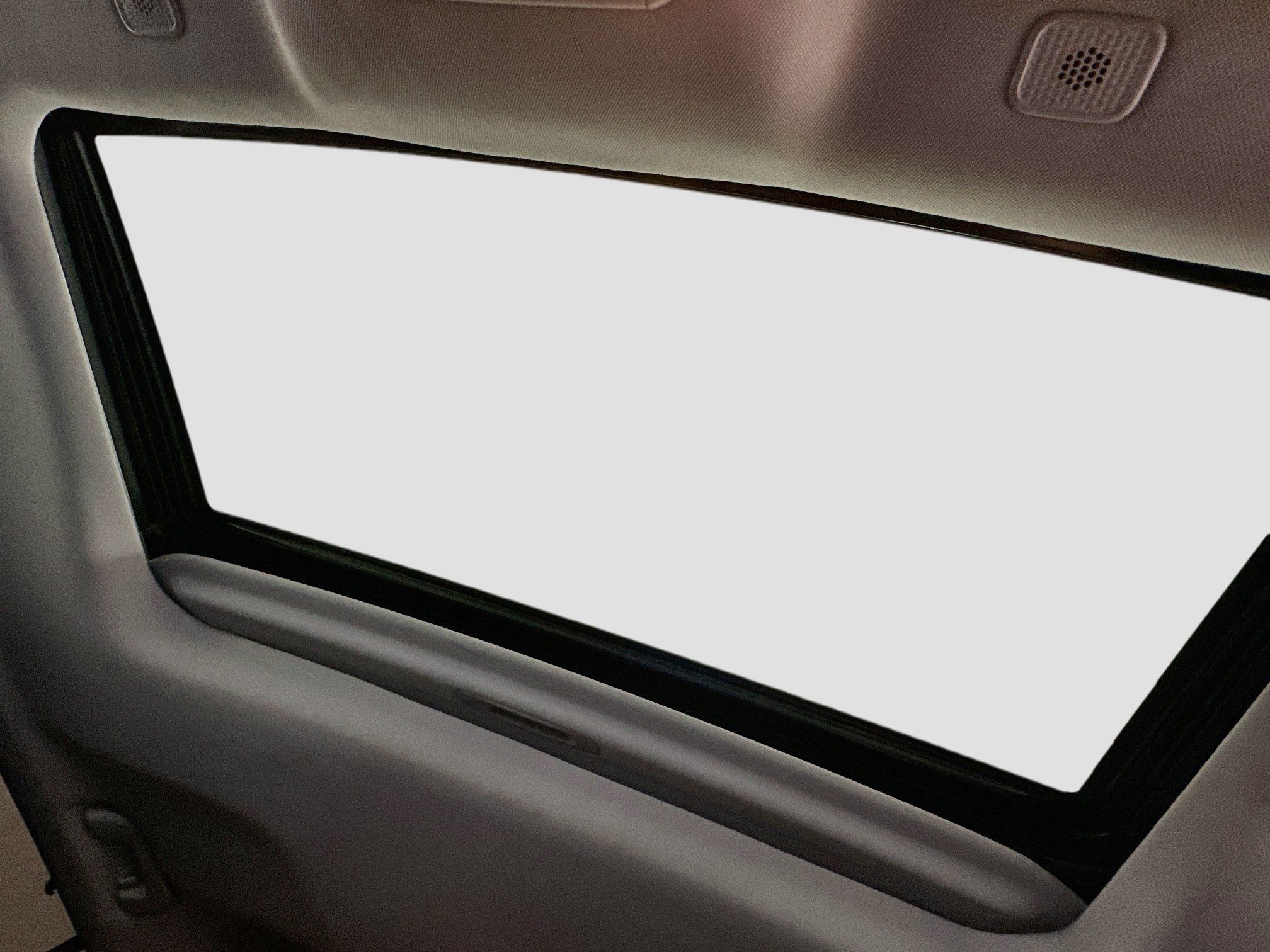 Used 2023 Toyota Highlander XLE FWD image 24