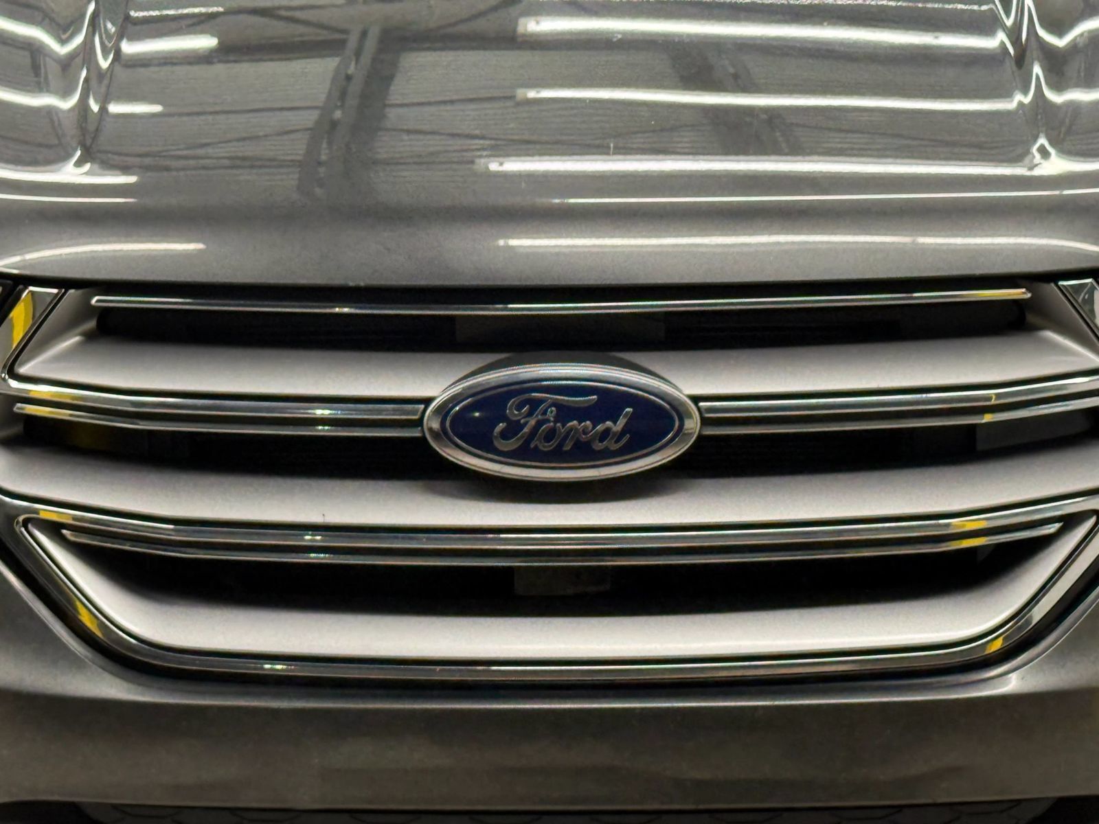 Used 2016 Ford Edge SE FWD image 5
