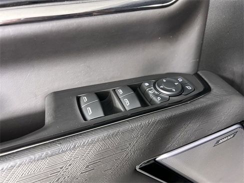 Used 2024 GMC Sierra 2500 AT4X image 24