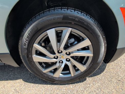 Used 2022 Chevrolet Equinox Premier AWD/4WD image 12