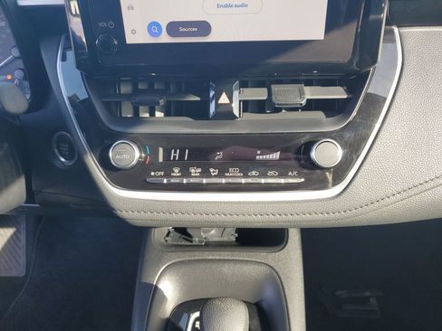 Used 2024 Toyota Corolla SE image 38