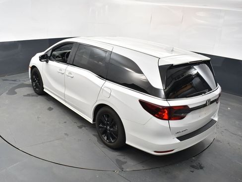 Used 2023 Honda Odyssey Sport image 31