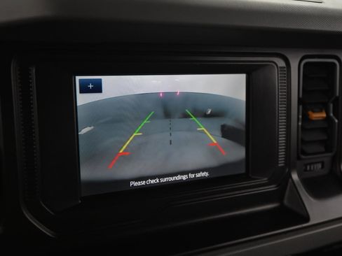 Used 2023 Ford Bronco Badlands image 34