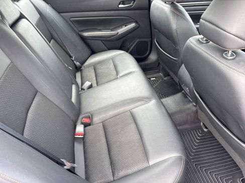 Used 2020 Nissan Altima 2.5 SR FWD image 16