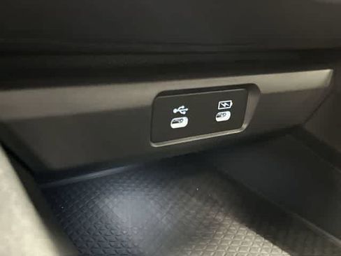 Used 2025 Honda Accord LX image 24