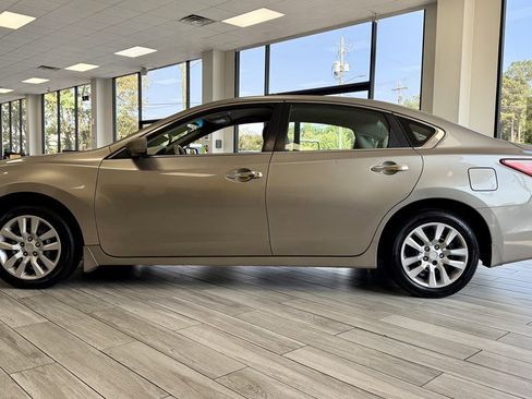 Used 2013 Nissan Altima 2.5 S image 4