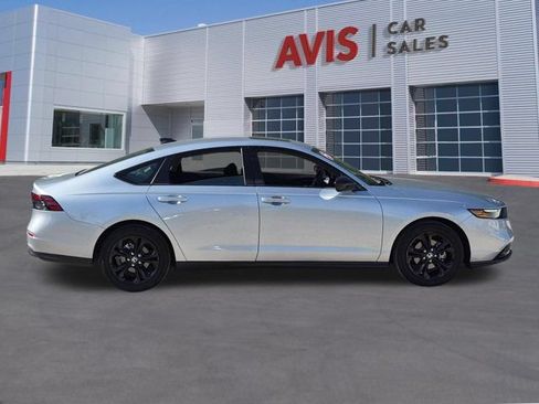Used 2025 Honda Accord SE image 5