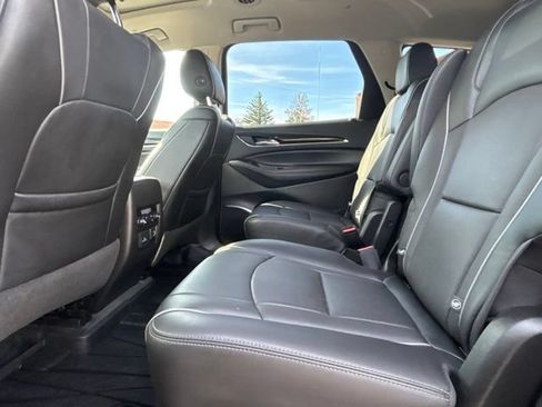 Used 2020 Buick Enclave Avenir w/ Avenir Technology Package AWD/4WD image 20