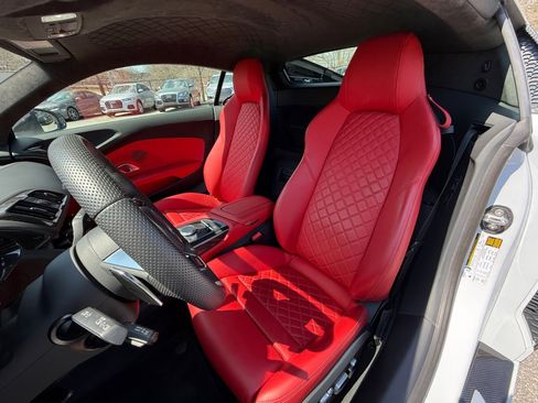 Used 2023 Audi R8 V10 performance image 30