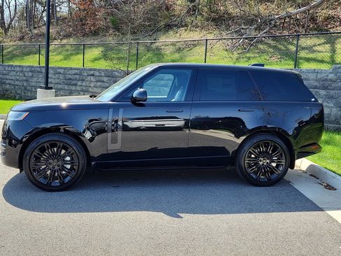 New 2026 Land Rover Range Rover SE AWD/4WD image 6