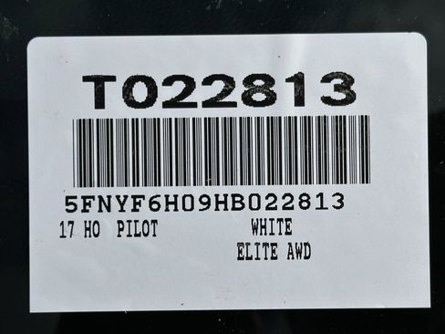 Used 2017 Honda Pilot Elite image 15