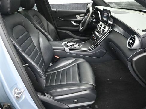 Used 2018 Mercedes-Benz GLC 350e 4MATIC image 13