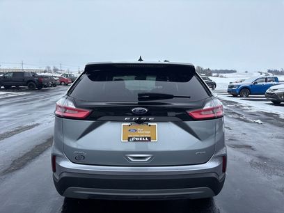 Used 2024 Ford Edge SEL w/ Convenience Package
