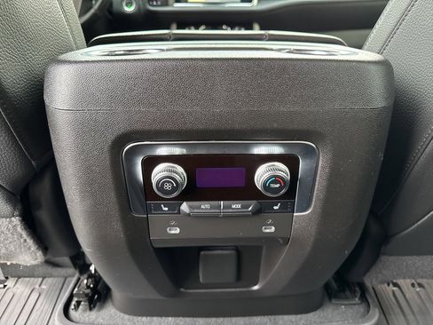 Used 2022 GMC Yukon Denali w/ Max Trailering Package image 29