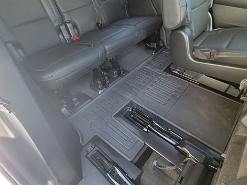 Used 2023 GMC Yukon Denali AWD/4WD image 54