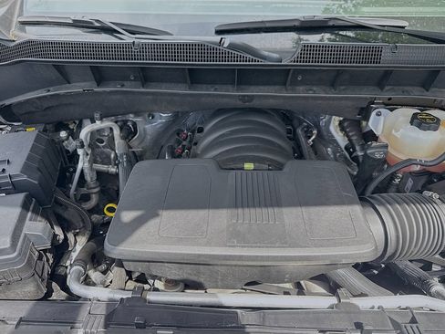 Used 2025 Chevrolet Silverado 1500 LT RWD image 31