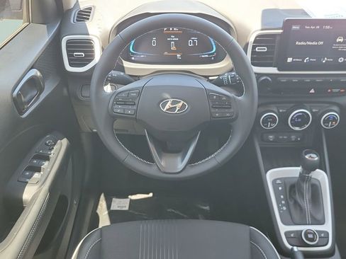 New 2026 Hyundai Venue SEL FWD image 12