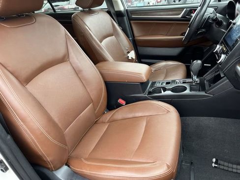 Used 2019 Subaru Outback 3.6R Touring w/ Popular Package #3A image 27