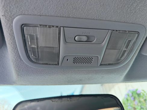 Used 2011 Honda CR-Z EX image 13