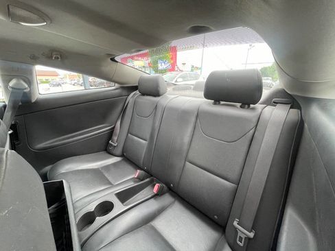 Used 2009 Pontiac G6 GT w/ Sun And Sound Plus Package FWD image 17