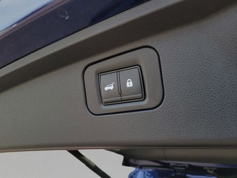 Used 2025 INFINITI QX80 Luxe RWD image 29