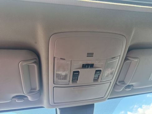 Used 2017 Toyota RAV4 XLE FWD image 46