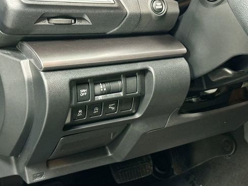 Used 2022 Subaru Crosstrek 2.5i Limited image 6