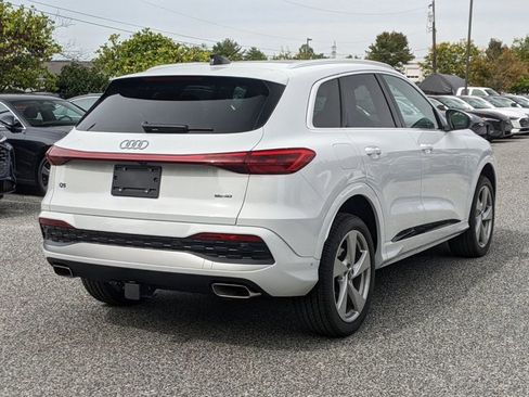 New 2025 Audi Q5 Premium Plus image 2