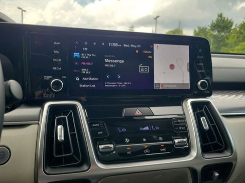 Certified 2023 Kia Sorento S w/ Panoramic Sunroof Package FWD image 21