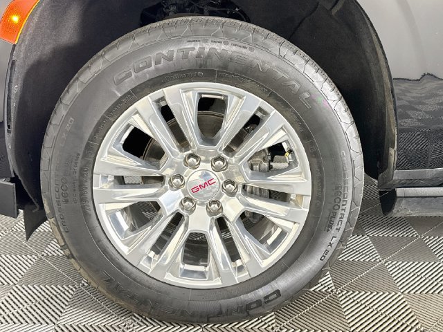 Used 2021 GMC Yukon XL Denali w/ Denali Ultimate Package AWD/4WD image 35
