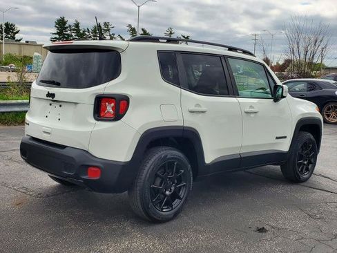 Used 2020 Jeep Renegade Altitude AWD/4WD image 4