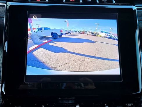 Certified 2024 Jeep Grand Cherokee L Altitude image 11