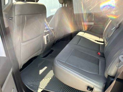 Used 2019 Ford F150 Lariat AWD/4WD image 8