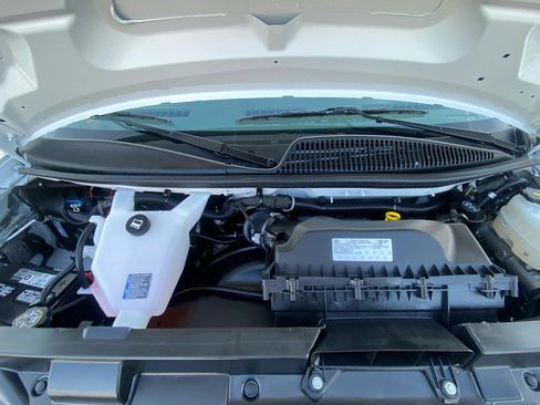 Used 2025 Chevrolet Express 2500 Extended w/ Communications Package image 37