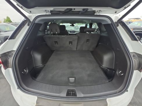 Used 2021 Chevrolet Blazer LT AWD/4WD image 12