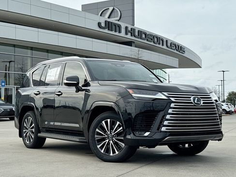 New 2026 Lexus LX 600 4WD w/ Premium Package image 2