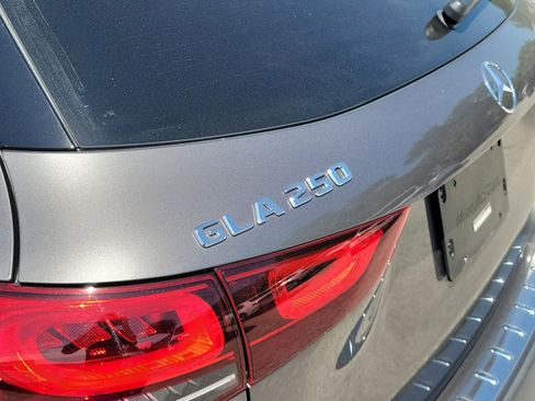 Certified 2022 Mercedes-Benz GLA 250 image 28