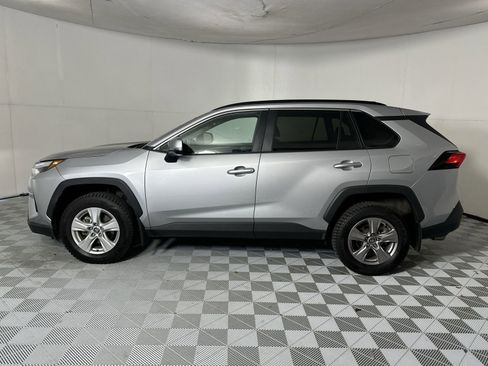 Used 2024 Toyota RAV4 XLE w/ Convenience Package FWD image 5