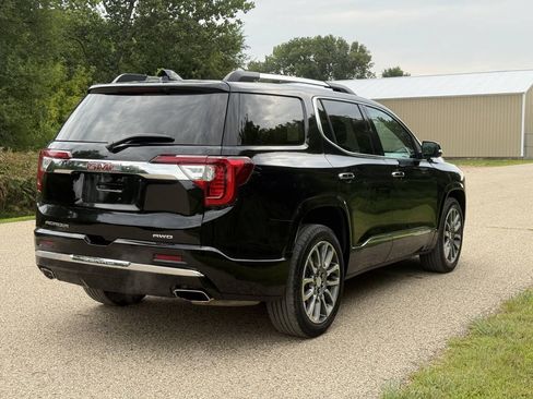 Used 2023 GMC Acadia Denali w/ Denali Technology Package AWD/4WD image 5