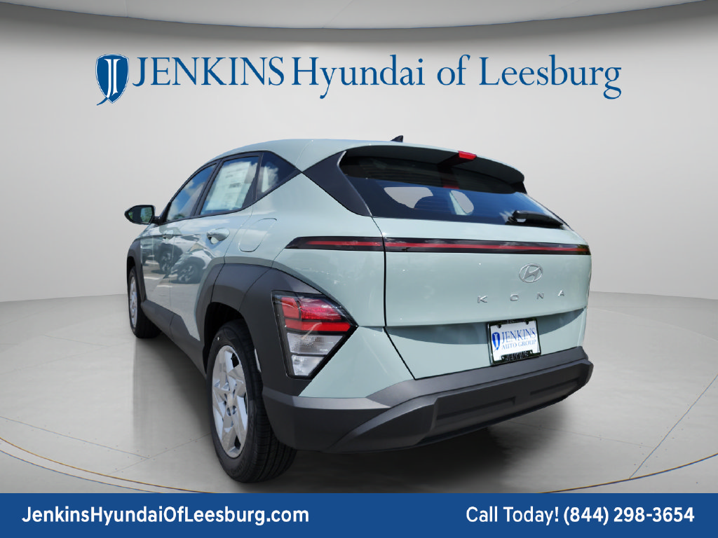 New 2027 Hyundai Kona SE FWD image 7
