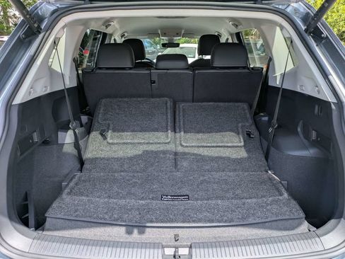 Used 2023 Volkswagen Tiguan SE FWD image 12