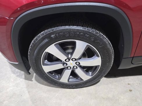 Used 2018 Chevrolet Traverse LT AWD/4WD image 23