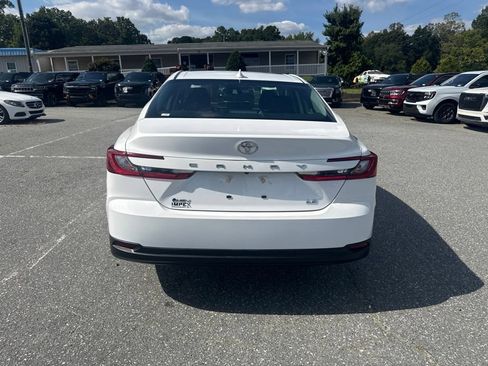 Used 2025 Toyota Camry LE FWD image 4