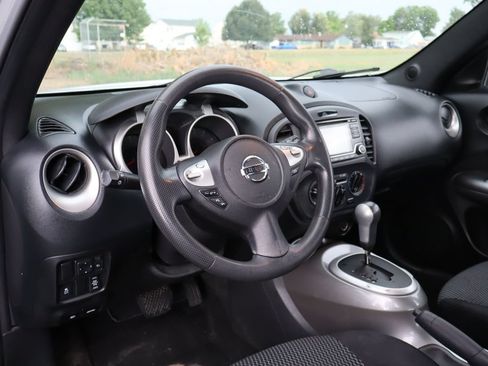 Used 2016 Nissan Juke S AWD/4WD image 15