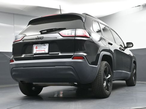 Used 2020 Jeep Cherokee Altitude image 25