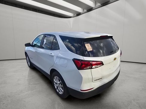 Used 2023 Chevrolet Equinox LS image 6